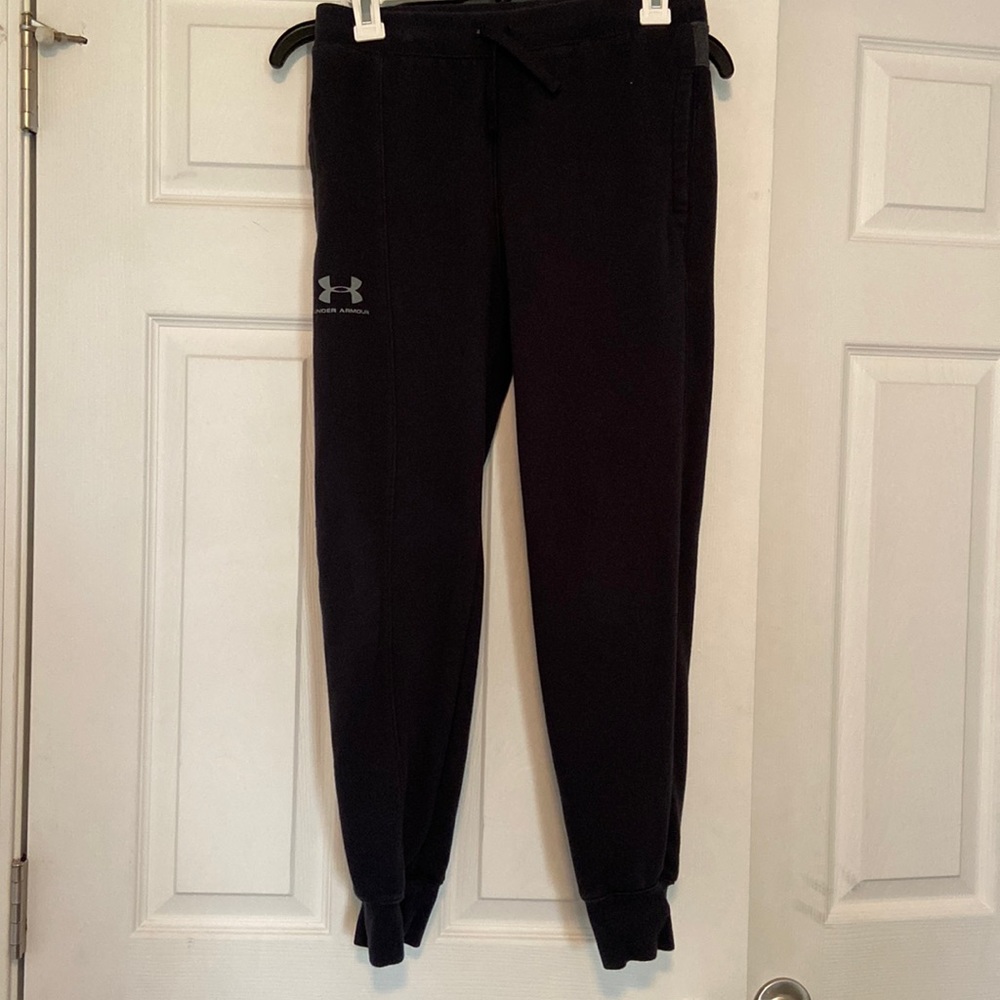 Under Armor joggers.  Boys large